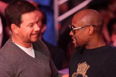 Mark Wahlberg Kagumi Jam Emas Mayweather