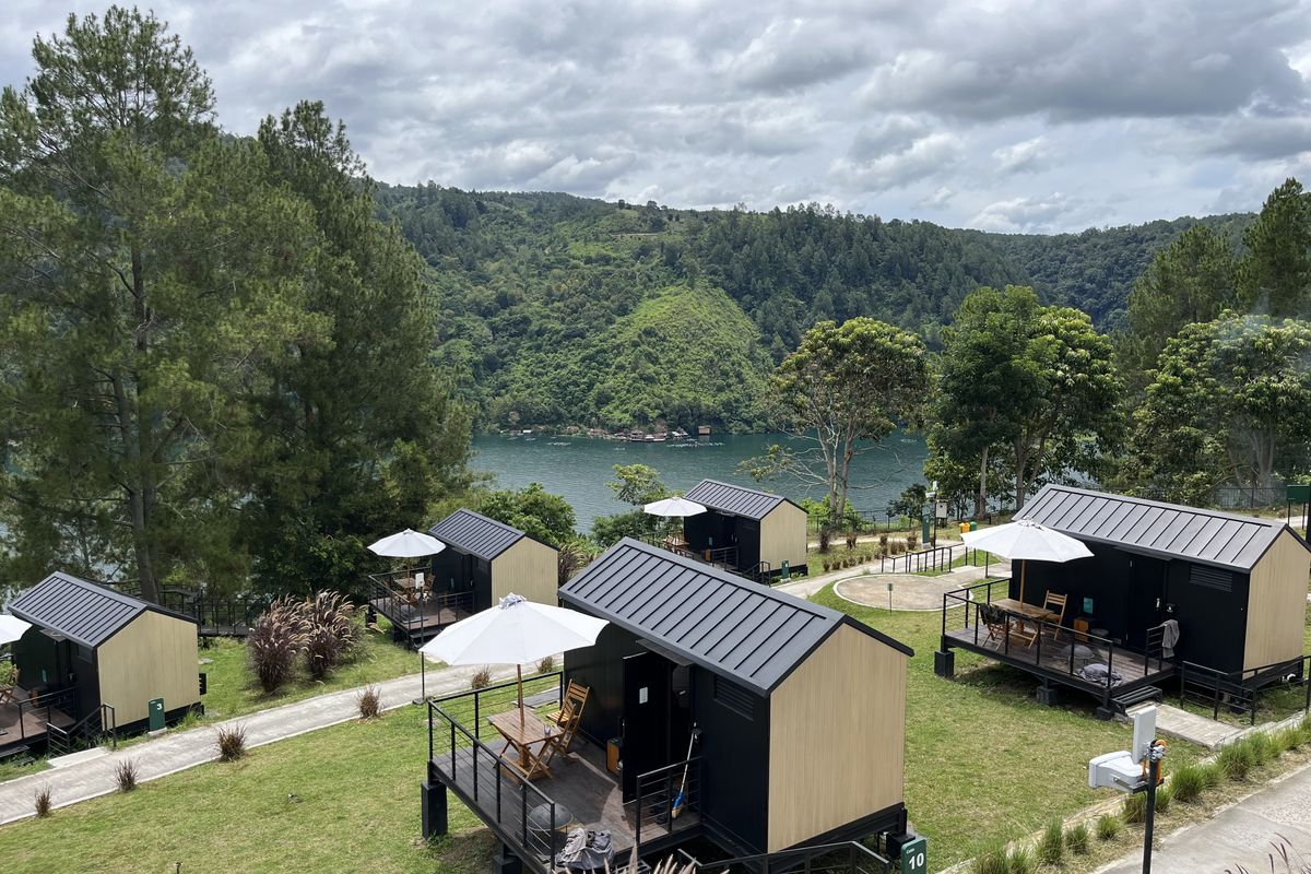 Penginapan di Danau Toba Suasana Tenang Dikelilingi Perbukitan