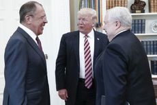 Trump 'Bocorkan Informasi Rahasia' kepada Rusia