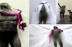 Aksi Kontroversial Fotografer Perancis, Dandani Patung Kuno dengan Pakaian Dalam