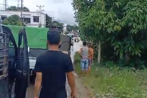 Banjir 2 Meter di Kapuas Hulu Putuskan Akses Jalan, Macet Mengular Belasan Kilometer