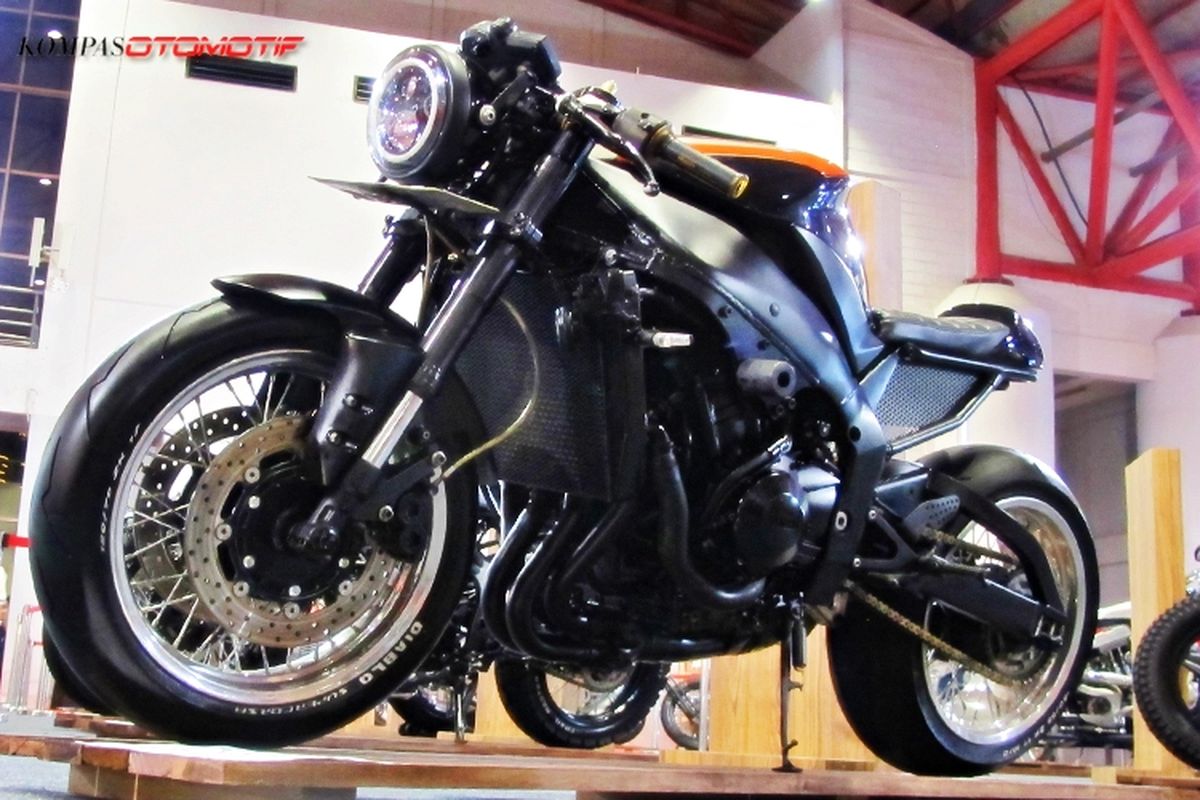 Yamaha R1 Kustom Hantu Laut