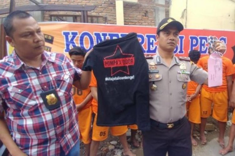 Anggota sindikat pelaku pencurian dengan kekerasan atau begal di Jalan Setiabudi depan SPBU Setiabudi, Medan, Sumatera Utara, ditangkap, Minggu (23/9/2018) sekitar pukul 03.30 WIB.