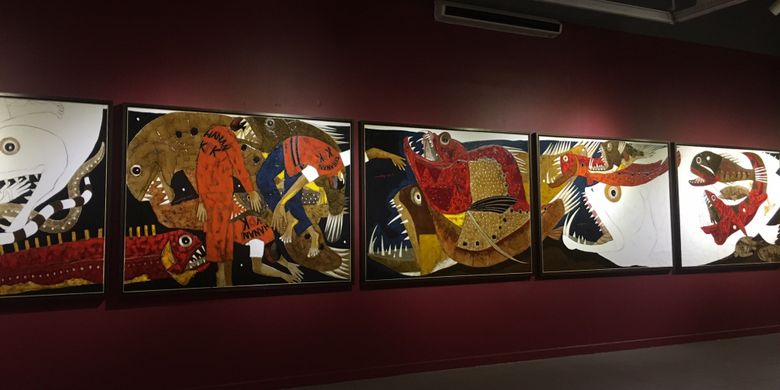 Lukisan hasil karya Masdibyo dengan Judul Koruptor Dibuang ke Laut Diadili Ikan Laut Dalam dalam pameran Dua Kutub di Galeri Nasional Indonesia, Kamis (11/1/2018). 