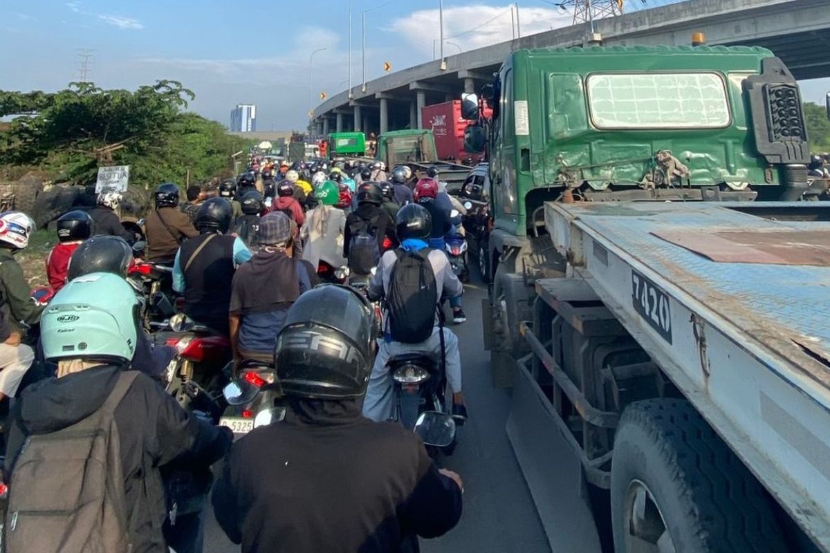 Kemacetan Parah di Tanjung Priok Bukan karena Gate Rusak, Ini Penyebabnya