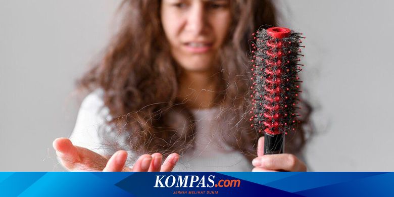 3 Kebiasaan Sehari-hari yang Bisa Bikin Rambut Rontok, Tak Cuma Stres