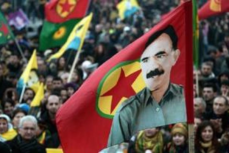 Konflik bersenjata Turki dengan pemberontak Kurdi telah menewaskan sekitar 40.000 jiwa. 