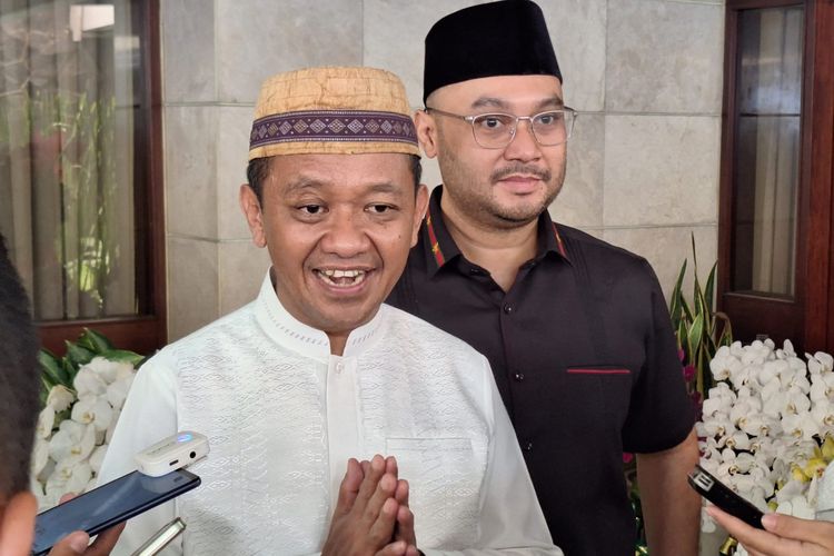 Menteri Investasi/Kepala BKPM Bahlil Lahadalia dalam acara open house di kediamannya di Jakarta, Rabu (10/4/2024).