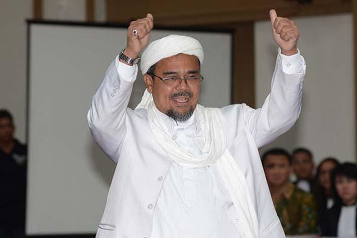 Pimpinan FPI Rizieq Shihab menjadi saksi dalam sidang kasus dugaan penodaan agama dengan terdakwa Gubernur DKI Jakarta Basuki Tjahaja Purnama (Ahok) yang digelar PN Jakarta Utara di Auditorium Kementerian Pertanian, Jakarta, Selasa (28/2/2017). Jaksa Penuntut Umum menghadirkan dua saksi ahli yaitu Rizieq Shihab dan Ahli Hukum Pidana Abdul Chair Ramadhan.