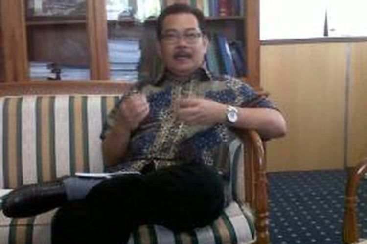 Rektor Universitas Bengkulu, Dr. Ridwan nurazi