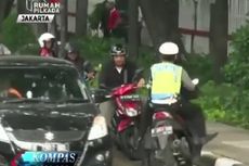 Video Polantas Peluk Pengendara Sepeda Motor Viral di Media Sosial