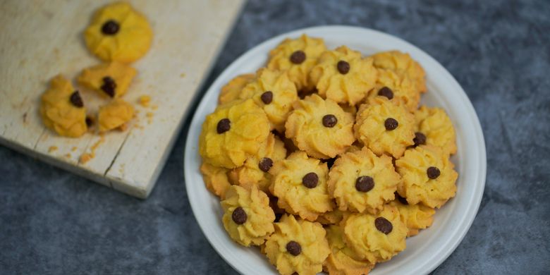 Resep Kue Kering Semprit, Jajanan Klasik Dengan Cara Bikin 2 Langkah