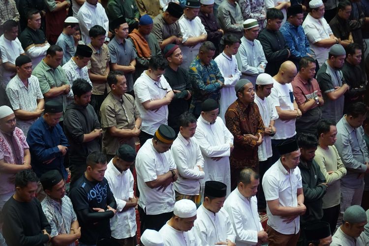 Muhammadiyah Shalat Tarawih Terakhir Malam Ini, Pemerintah Kapan?