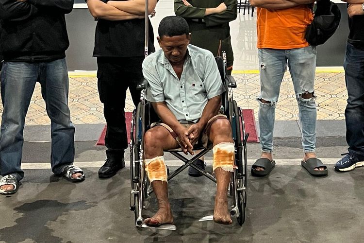 Indra Supomo (52) di Rumah Sakit Bhayangkara Medan pada Sabtu (12/7/2025). 