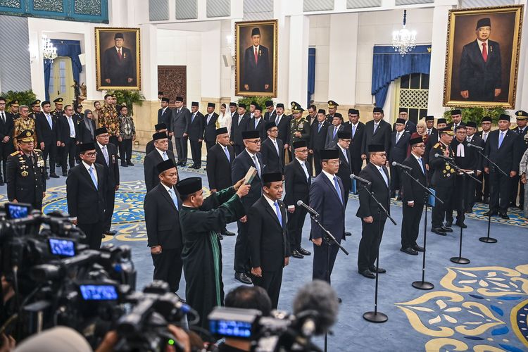 Reshuffle Besar-besaran Jelang 2 Tahun Prabowo-Gibran, Apa Maknanya?