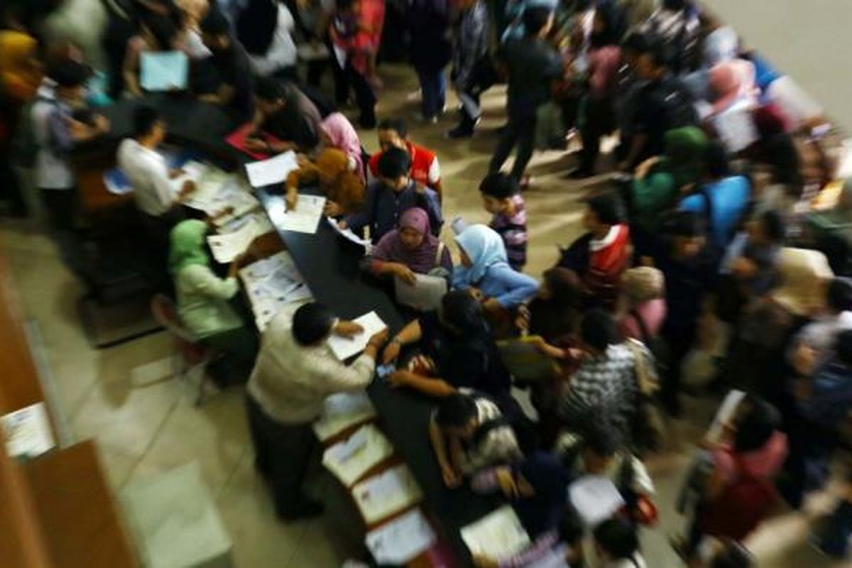 Pahami dulu persyaratan bikin SKCK atau syarat bikin SKCK agar tidak kerepotan saat di kantor polisi.