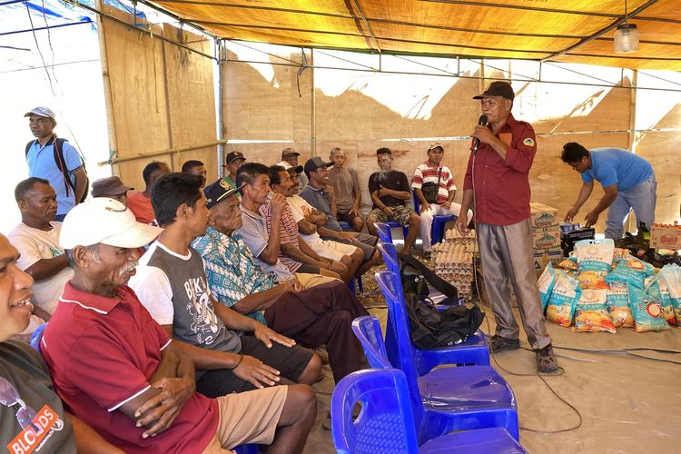 Lapor ke Prabowo, Kepala BNPB Klaim Jumlah Pengungsi Gempa NTT Sudah Turun