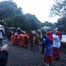 Upacara HUT ke-77 RI, Masyarakat Mulai Berdatangan ke Istana Pakai Baju Adat