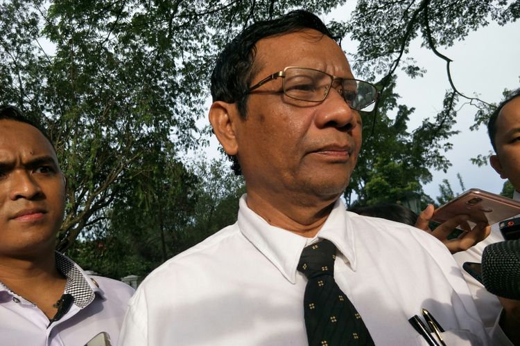 Menko Polhukam Mahfud MD di Istana Kepresidenan Bogor