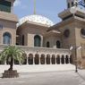 Di Balik Masjid Terbesar Kedua Asia Tenggara, Upah Karyawan Masih di Bawah UMR