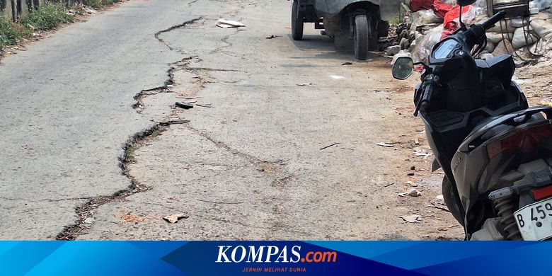 Jalan di Teluk Gong Jakut Rusak, Sempat Diperbaiki tapi Retak Lagi