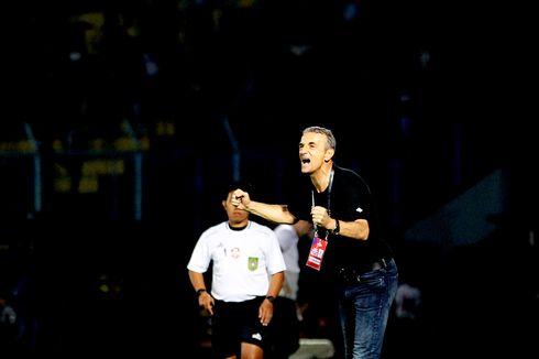 Persib Vs Arema, Singo Edan Sesalkan Keputusan Wasit