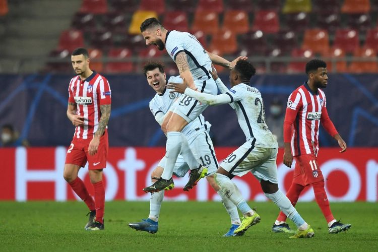 Striker Chelsea, Olivier Giroud, merayakan gol ke gawang Atletico Madrid pada laga leg pertama babak 16 besar Liga Champions di Stadion Nationala Arena, Bucharest, pada Rabu (24/2/2021) dini hari WIB.