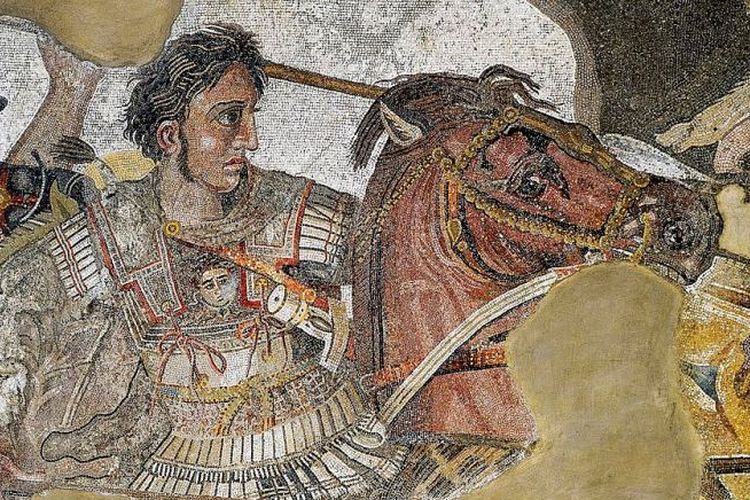 Inilah wajah Alexander Agung menurut mosaik lantai yang dibuat pada sekitar tahun 100 SM yang ditemukan di sebuah rumah di Pompeii, Italia. Mosaik ini menceritakan pertempuran antara Alexander Agung dan Raja Persia Dsrius III. Mosaik ini diyakini merupakan salinan dari lukisan Yunani dari awal abad ke-3 SM, kini disimpan di Museum Napoli. 