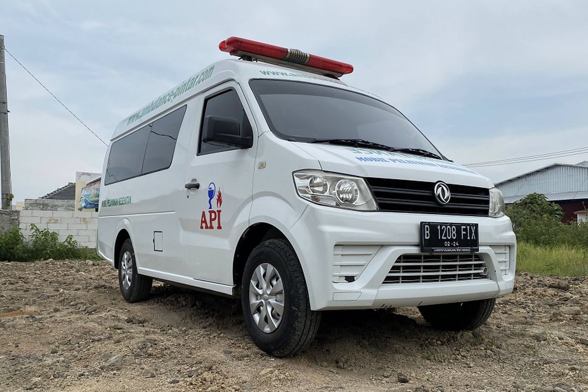 DFSK meluncurkan Super Cab Ambulans