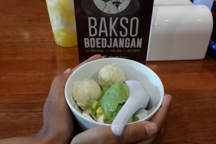 Menu minuman di Bakso Boedjangan yang ada di Kota Malang, Jumat (12/1/2018). Bakso yang berpusat di Bandung itu resmi masuk ke Kota Malang.