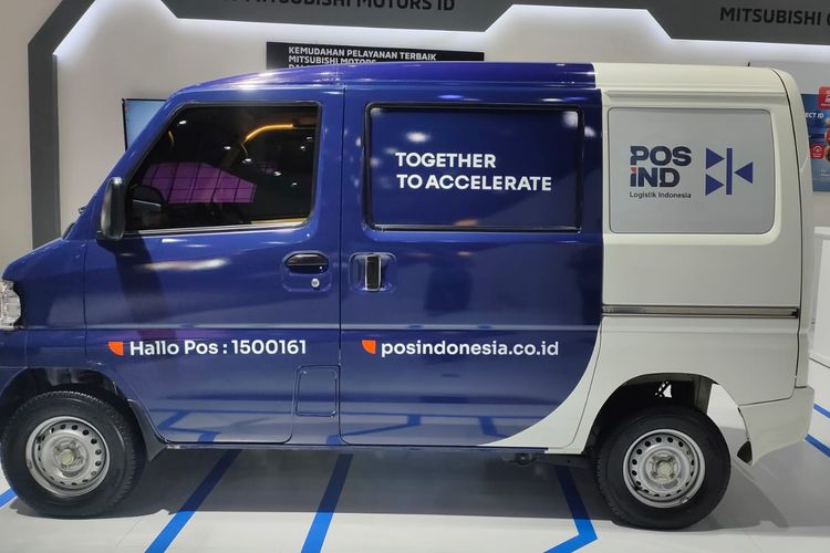 L300 EV bakal menjadi kendaraan operasional PT POS Indonesia di IKN