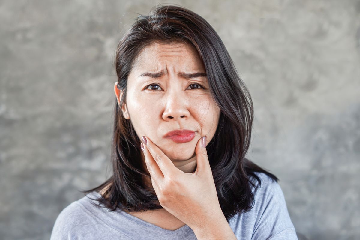 Ilustrasi bell's palsy, penyebab bell's palsy, apakah bell's palsy berbahaya. 