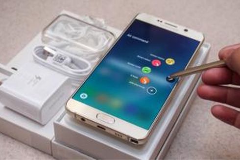 Mengintip Isi Kotak Kemasan Galaxy Note 5