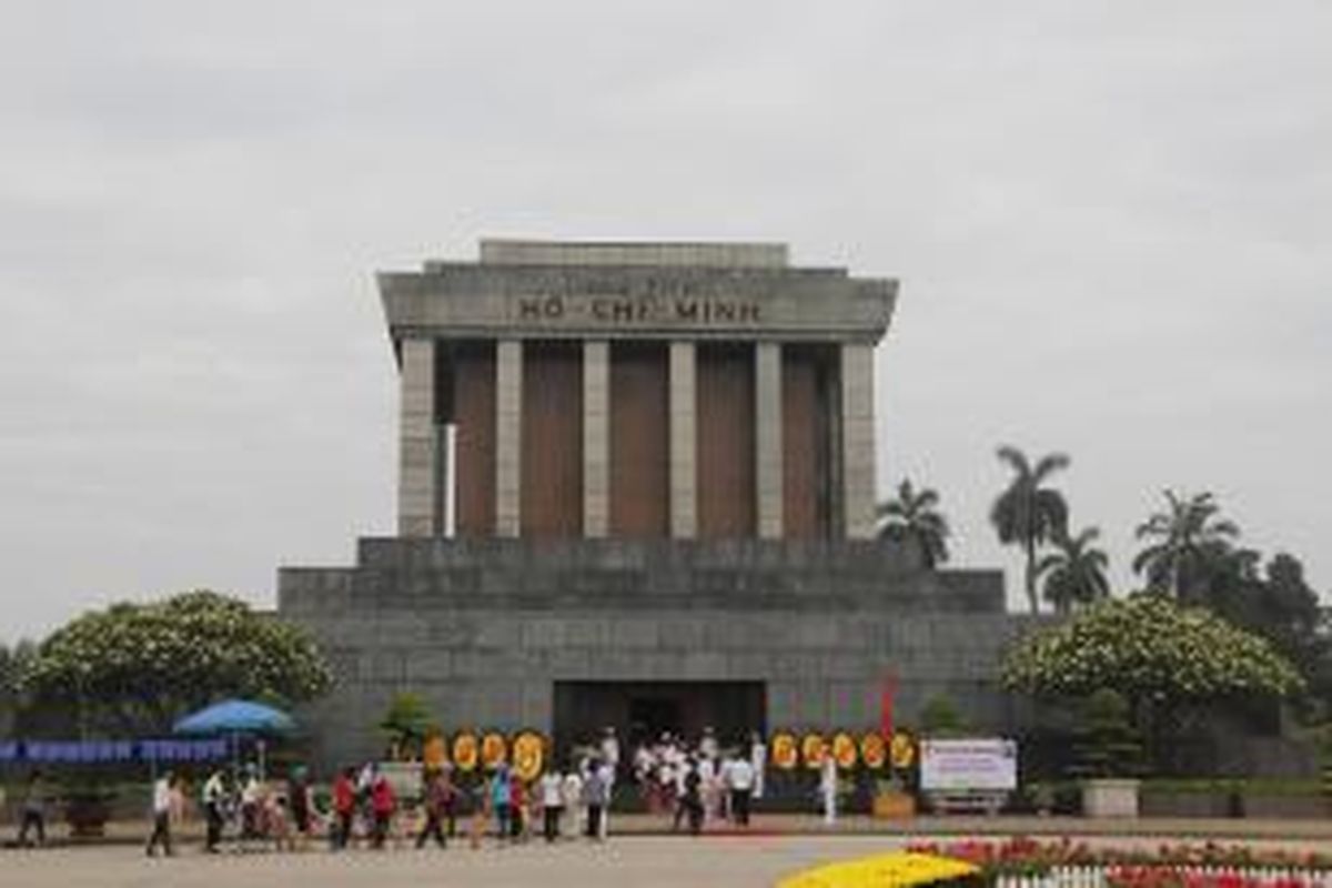 Mausoleum Ho Chi Minh