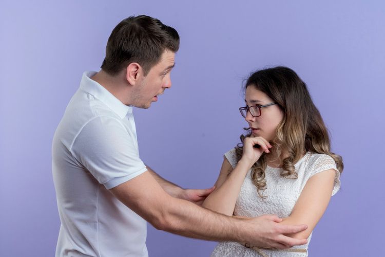 5 Zodiak yang Nggak Betah di Hubungan Tanpa Status, Butuh Komitmen