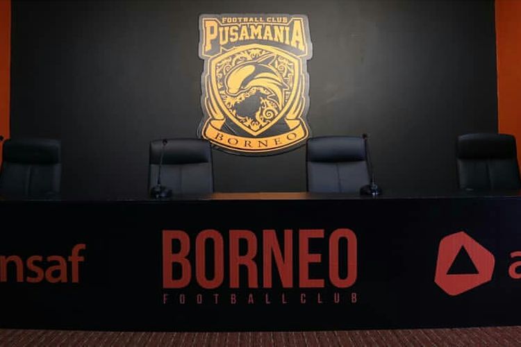 Tempat Preskon Borneo FC yang beard di Stadion Segiri Samarinda, Kalimantan Timur..