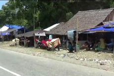 Pengungsi di Puncak Gunung di Donggala Andalkan Belas Kasihan Warga