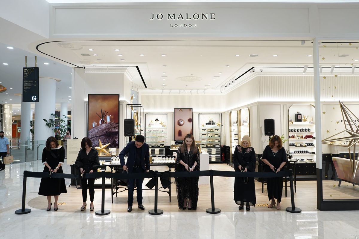 Pembukaan butik Jo Malone London di mal Senayan City Jakarta (18/11/2021).