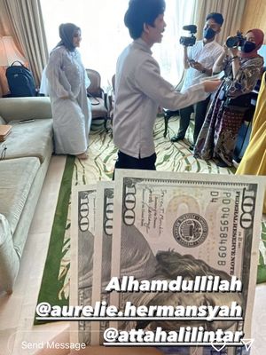 Azriel Hermansyah unggah foto mendapatkan THR Lebaran dari Atta Halilintar dan Aurel Hermansyah