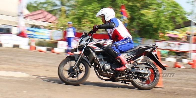 Sfety Riding AHM di Palembang 2015