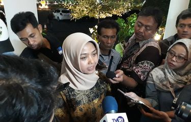 Kumpulkan Mahasiswa, Unesa Minta 10 Mahasiswa dari Wuhan Diterima ...