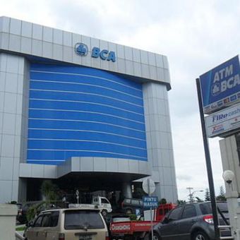 PT Bank Central Asia Tbk atau Bank BCA.