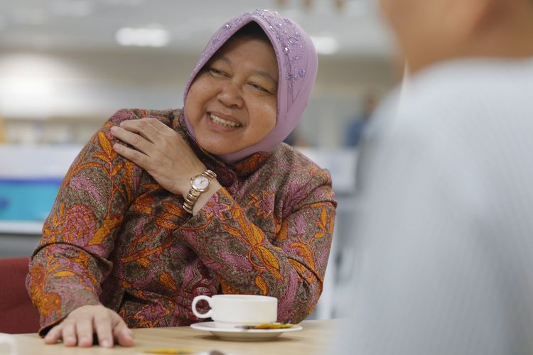 Wali Kota Surabaya Tri Rismaharini, saat berkunjung ke Menara Kompas, Palmerah, Jakarta, Rabu (31/7/2019).