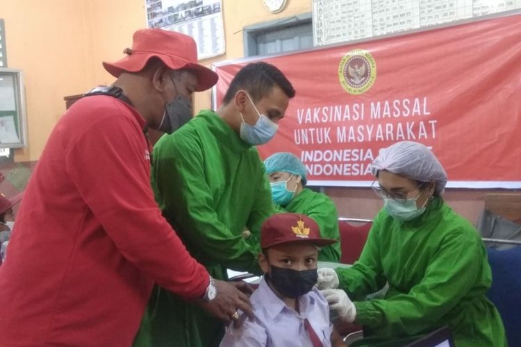 BIN Daerah Sumut melaksanakan vaksinasi untuk anak usia 6-11 tahun.