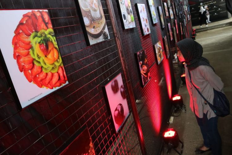 Pameran foto hasil jepretan anggota Kompakers Bandung.