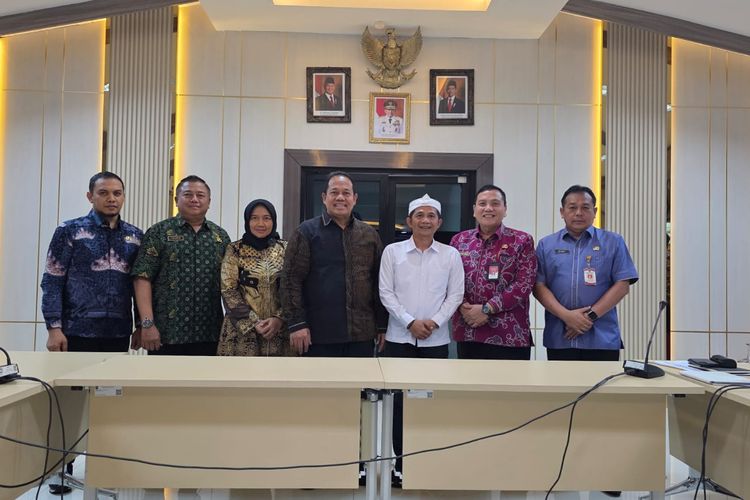 Kemendagri Bicara Kemungkinan Sanksi untuk Bupati Purwakarta “Lalaki Langit”