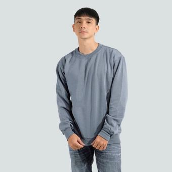 Produk sweater MC Vois, shopee.com