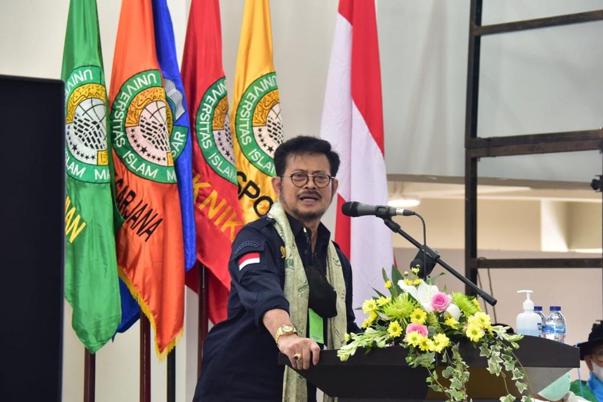 Menteri Pertanian (Mentan) Syahrul Yasin Limpo (SYL) dalam Orasi Ilmiah Dies Natalis ke-55 sekaligus Wisuda Sarjana dan Profesi, Pascasarjana Mahasiswa Universitas Islam Makassar (UIM), Sabtu (5/6/2021).

