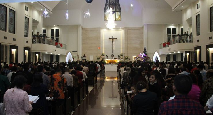 600 Jemaat IKN Ikut Misa Natal di Gereja Katolik Santa Theresia Balikpapan