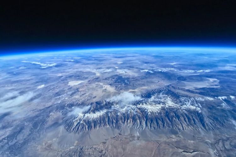 Foto permukaan bumi yang diambil menggunakan Samsung Galaxy S24 Ultra.